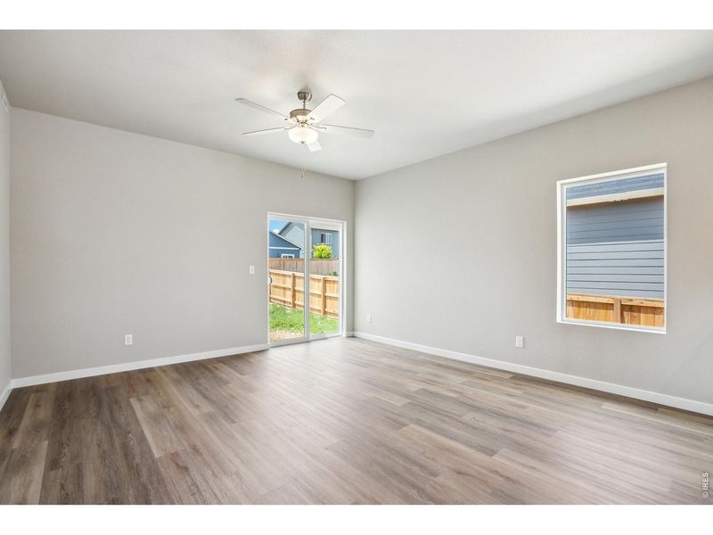 Spacious, unfurnished interior of a new home in , Severance (Image 15).