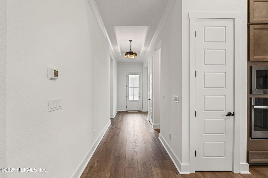 Spacious, unfurnished interior of a new home in Seven Pines 50' Rear Entry, Jacksonville (Image 66).