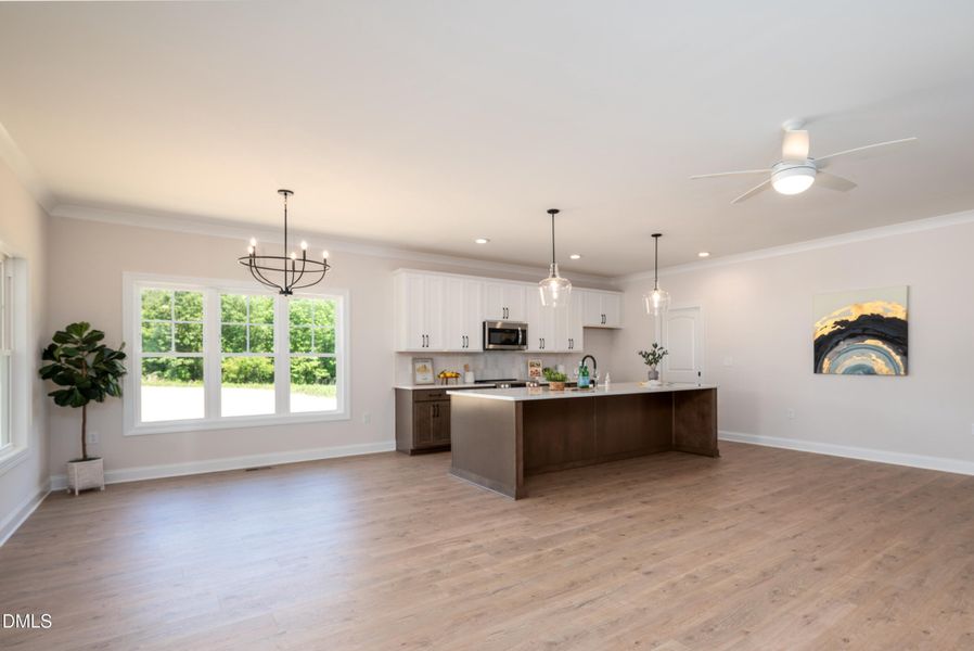 2275 Peachtree-42-5