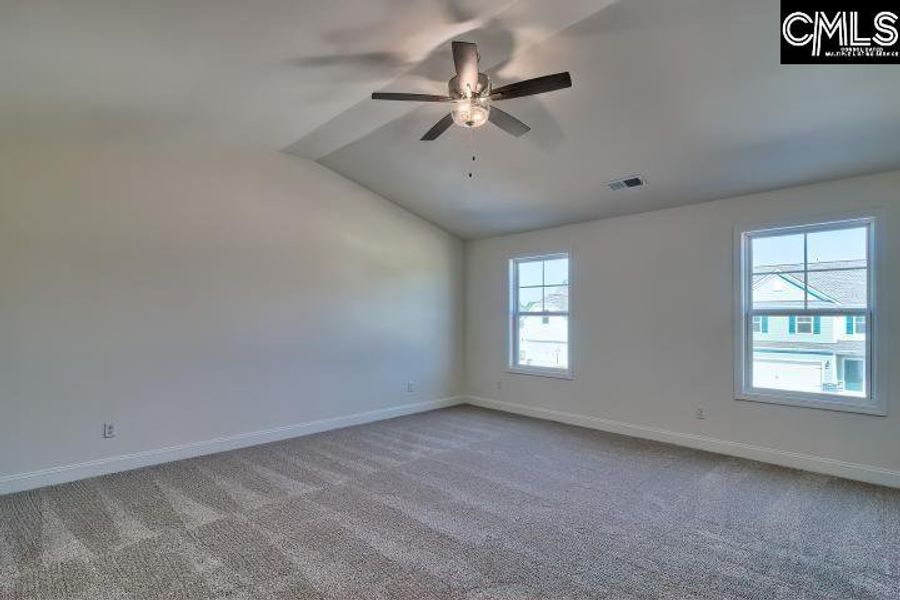 Spacious, unfurnished interior of a new home in Cottages at Roofs Pond, West Columbia (Image 30).