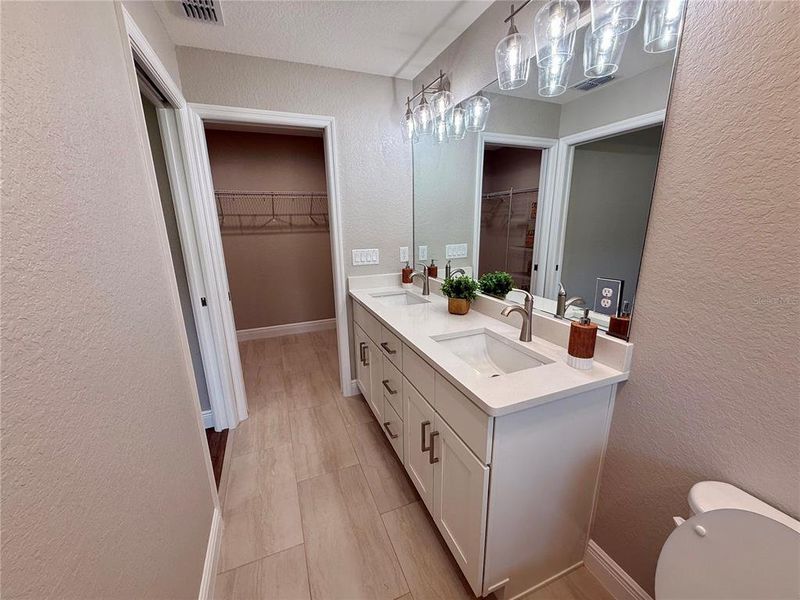 Furnished interior view inside a new home in , Ocala (Image 5).