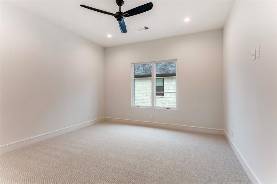 Spacious, unfurnished interior of a new home in , Fort Worth (Image 29).