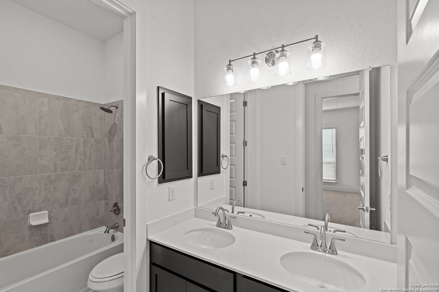 Furnished interior view inside a new home in Mesa Western, Cibolo (Image 4). Furnished interior view inside a new home in Mesa Western, Cibolo (Image 4).