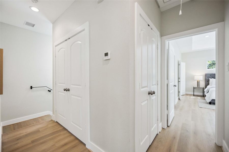Spacious, unfurnished interior of a new home in , Houston (Image 15).