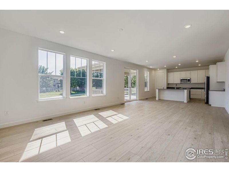 Spacious, unfurnished interior of a new home in Riano Ridge, Loveland (Image 17).