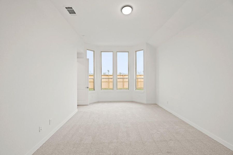 Spacious, unfurnished interior of a new home in Grand Central Park: 55ft. lots, Conroe (Image 18).