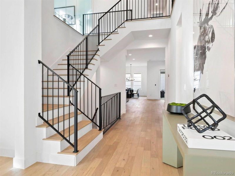 Spacious, unfurnished interior of a new home in , Denver (Image 24).