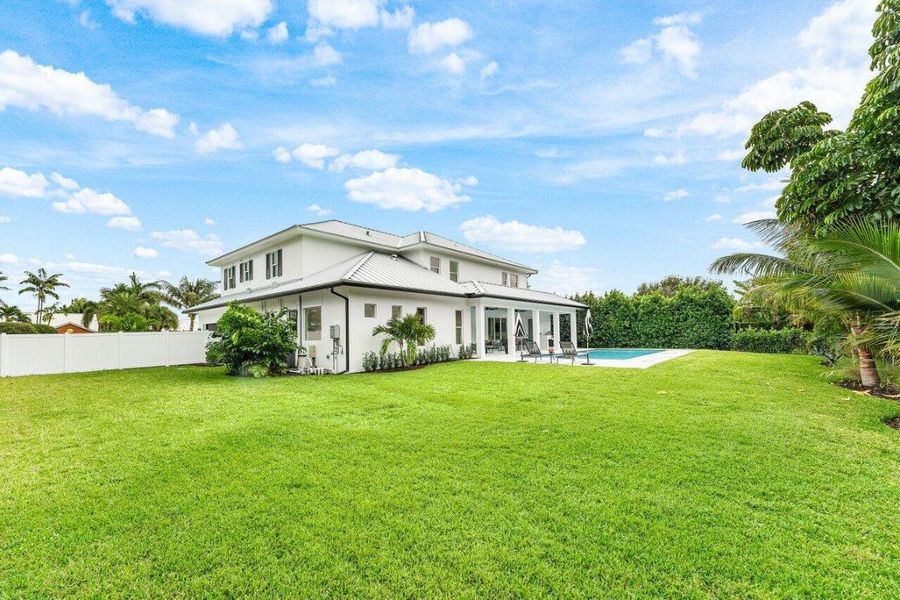 054-11823LakeShorePlace-NorthPalmBeach-F