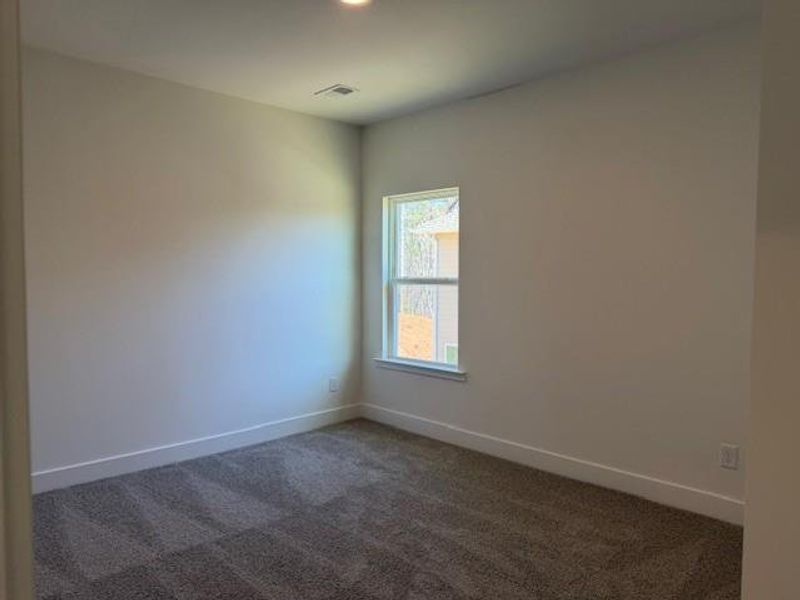 Spacious, unfurnished interior of a new home in Thunder Ridge, Dawsonville (Image 23).