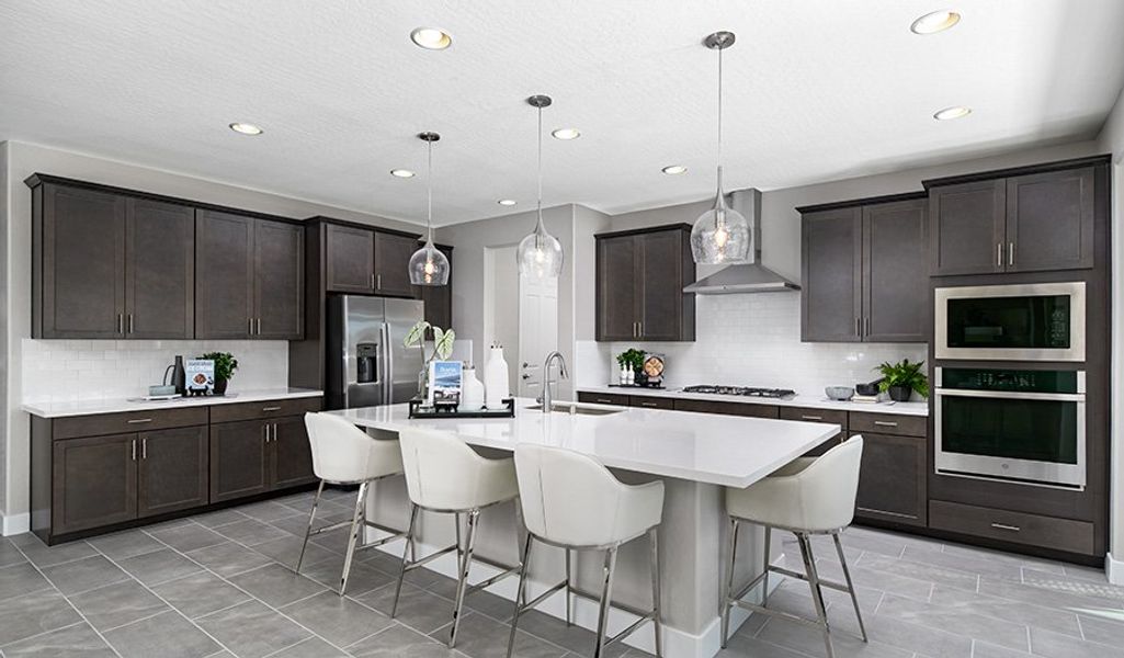 Coronado-L723-Stonehaven Kitchen