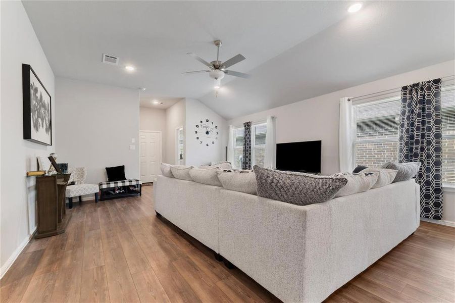 Furnished interior view inside a new home in Esperanza, Mesquite (Image 30). Furnished interior view inside a new home in Esperanza, Mesquite (Image 30).