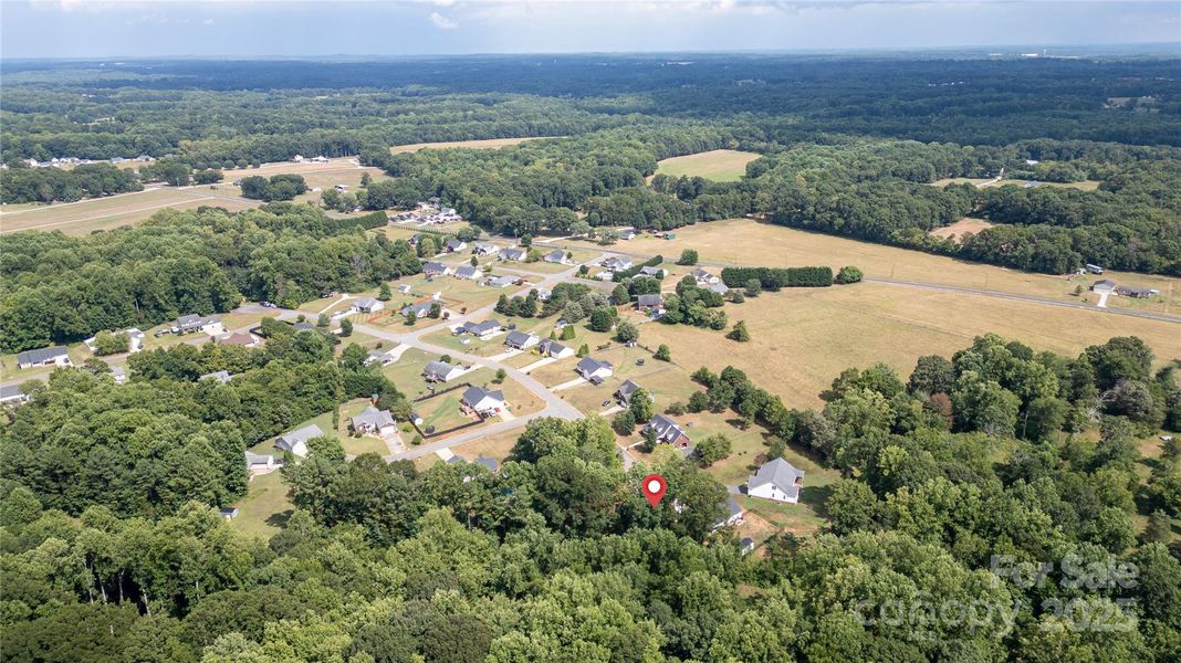 Image 40 of a home in .