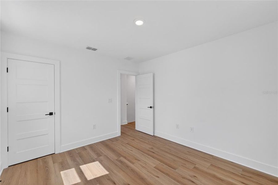 Spacious, unfurnished interior of a new home in , St. Petersburg (Image 54). Spacious, unfurnished interior of a new home in , St. Petersburg (Image 54).