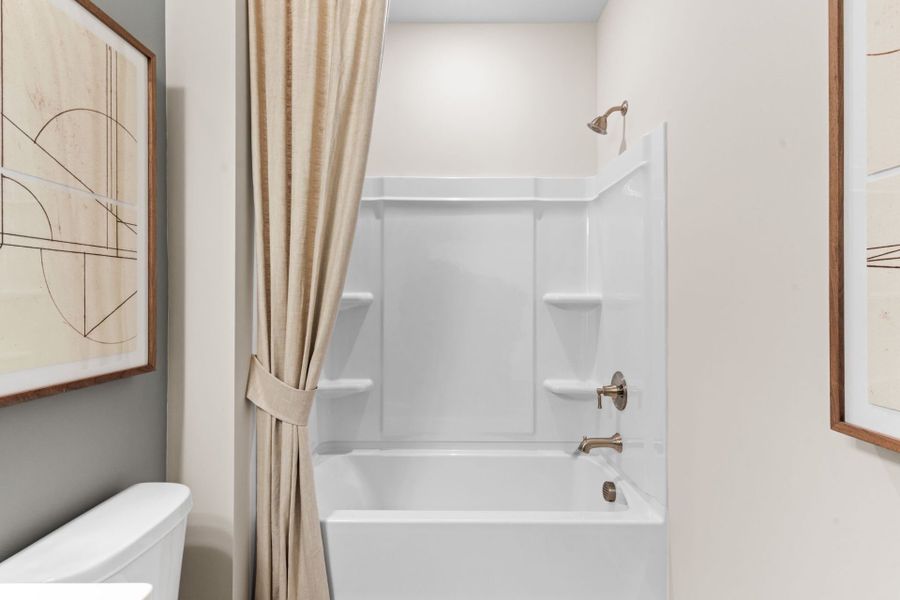 Representative furnished interior of a home built from the Joliet by Pulte Homes in Lakeside Townes at Riverlights, Wilmington (Image 38).