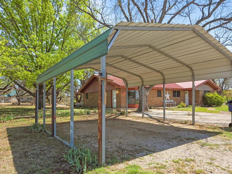 Community amenities in , Brownwood (Image 22).