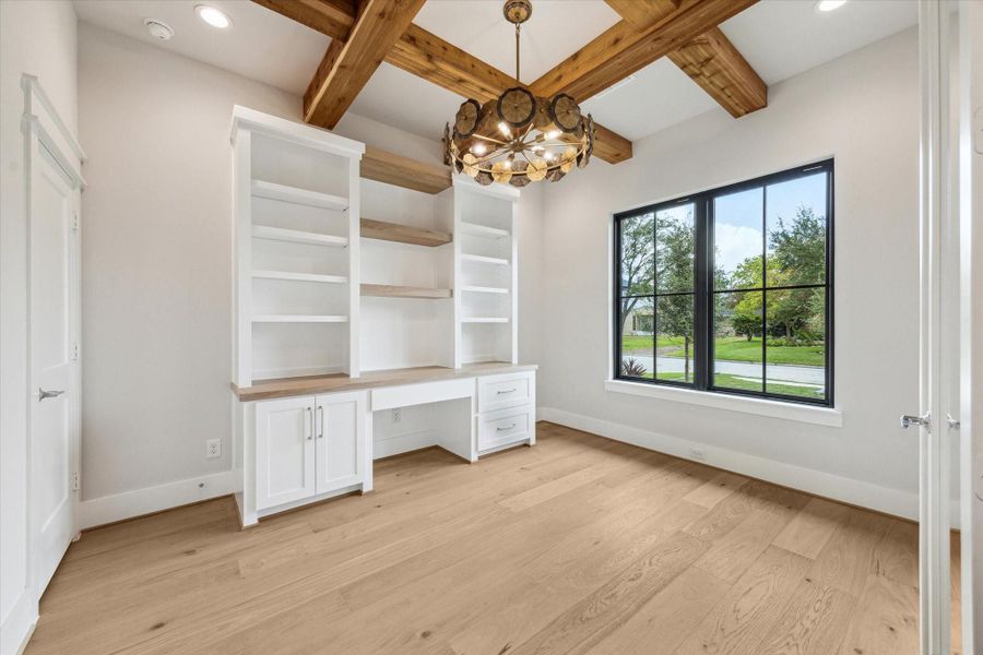 The study has built-ins and a closet! The study has built-ins and a closet!