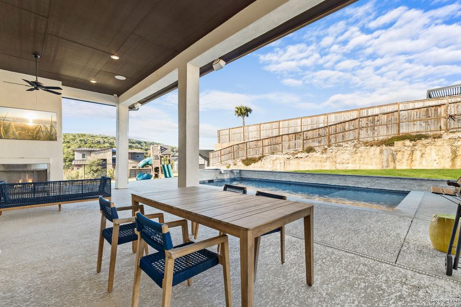 Exterior details and patio area of a home in , San Antonio (Image 24).