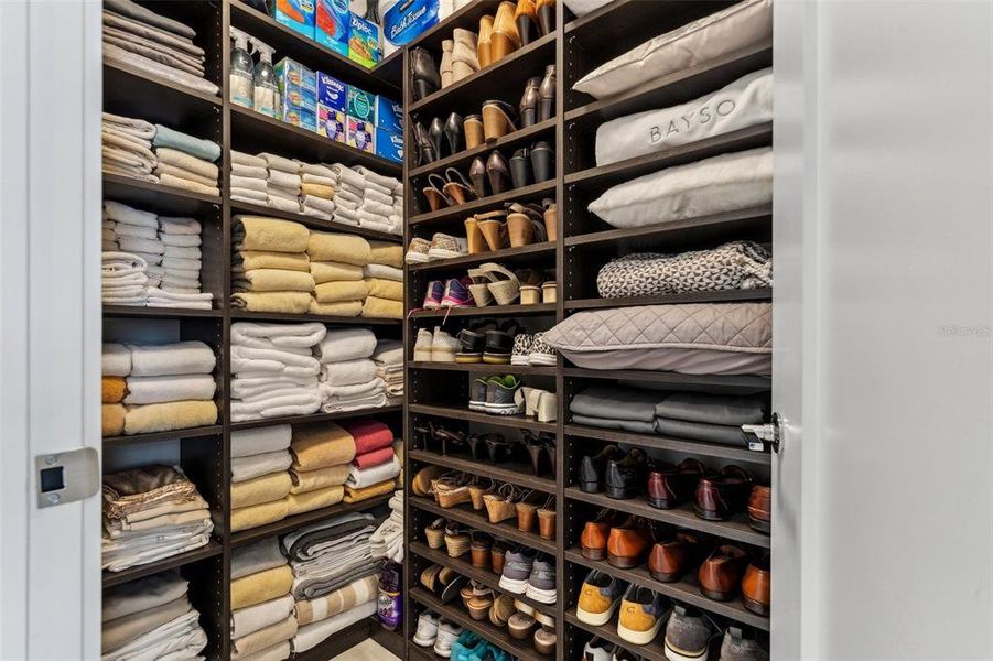 Image 71 of a home in .