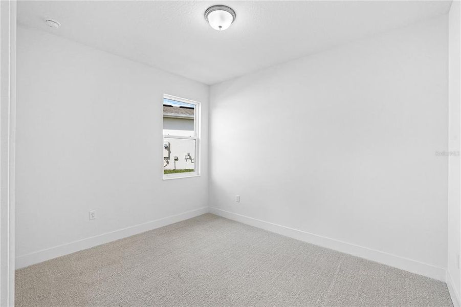 Spacious, unfurnished interior of a new home in Cresswind at Hammock Oaks, Lady Lake (Image 23). Spacious, unfurnished interior of a new home in Cresswind at Hammock Oaks, Lady Lake (Image 23).