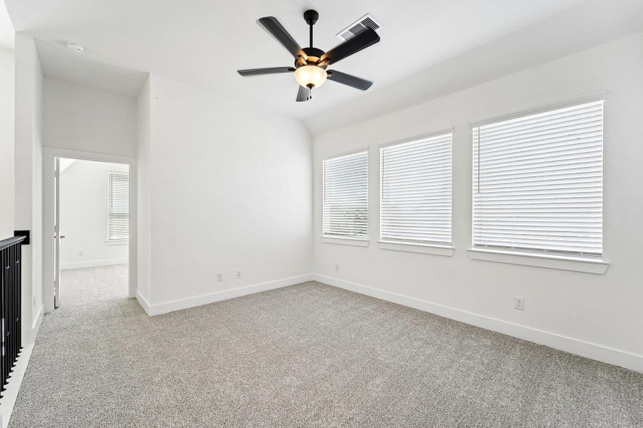 REPRESENTATIVE OF FLOOR PLAN ONLY REPRESENTATIVE OF FLOOR PLAN ONLY