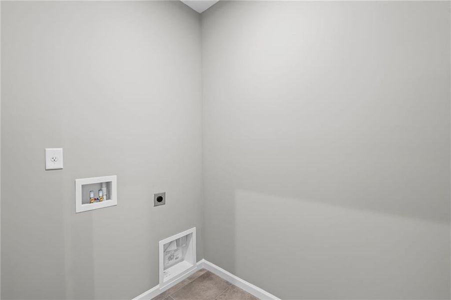 Spacious, unfurnished interior of a new home in Twin Lakes, Hoschton (Image 34). Spacious, unfurnished interior of a new home in Twin Lakes, Hoschton (Image 34).