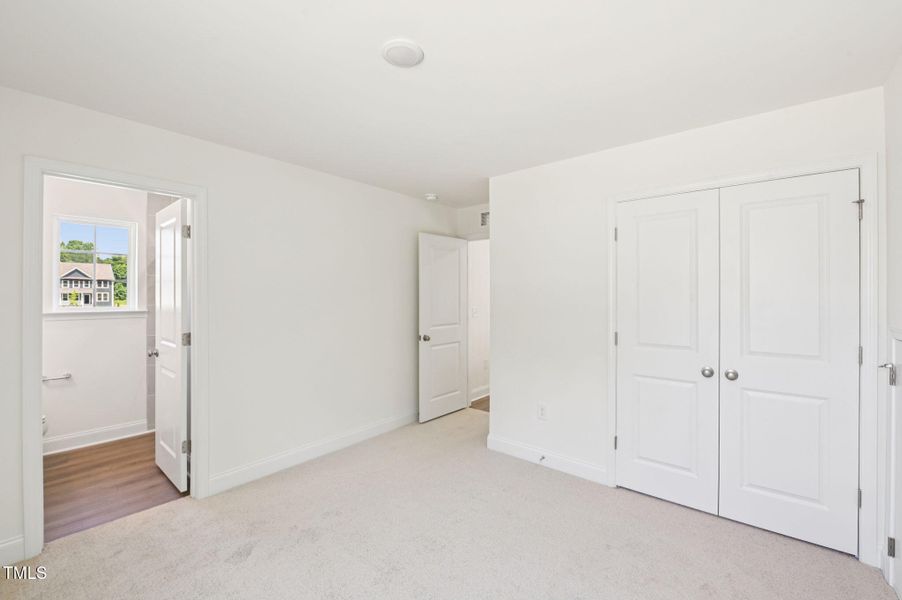 22-web-or-mls-236 Alden Way-022