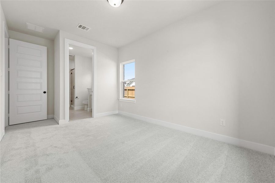 Spacious, unfurnished interior of a new home in ARTAVIA®, Conroe (Image 11). Spacious, unfurnished interior of a new home in ARTAVIA®, Conroe (Image 11).