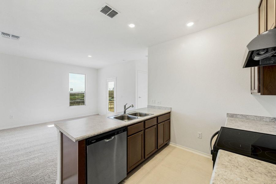 Furnished interior view inside a new home in Creekside at Estancia, Austin (Image 7).