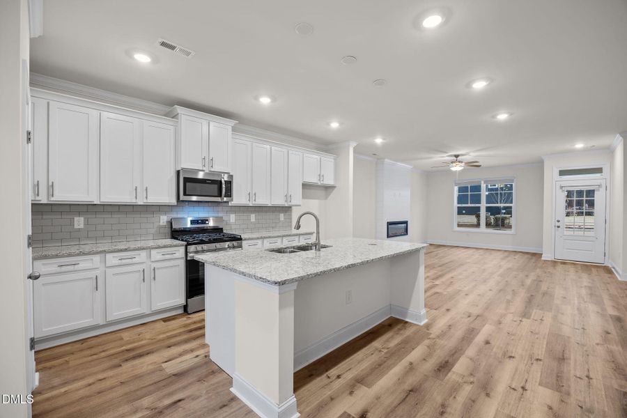 36-web-or-mls-IMG_0048 36-web-or-mls-IMG_0048