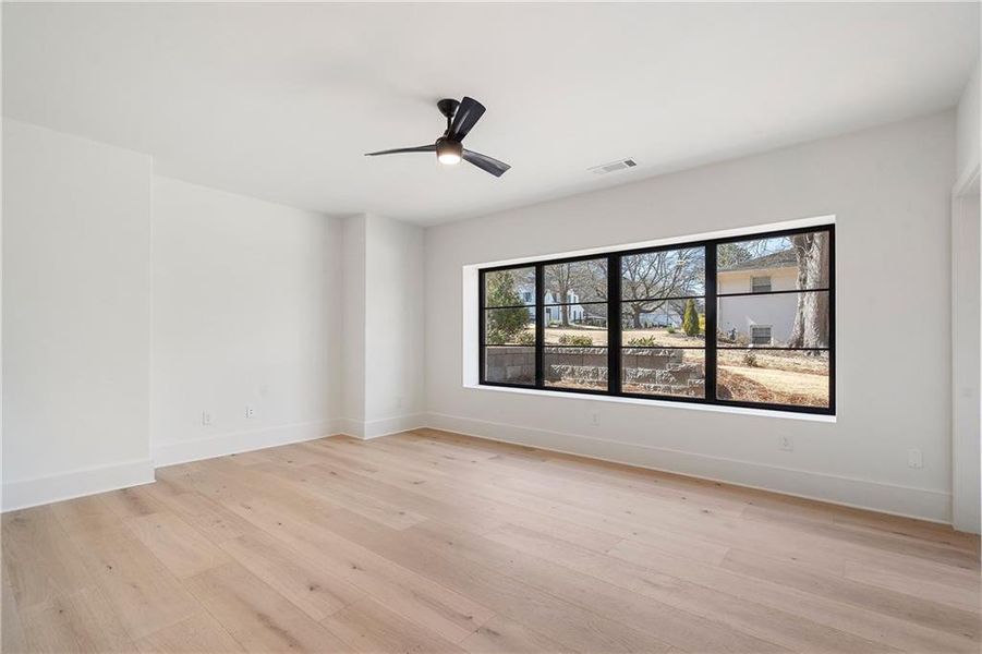 Spacious, unfurnished interior of a new home in , Alpharetta (Image 39). Spacious, unfurnished interior of a new home in , Alpharetta (Image 39).