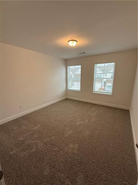 Spacious, unfurnished interior of a new home in , Gainesville (Image 11).