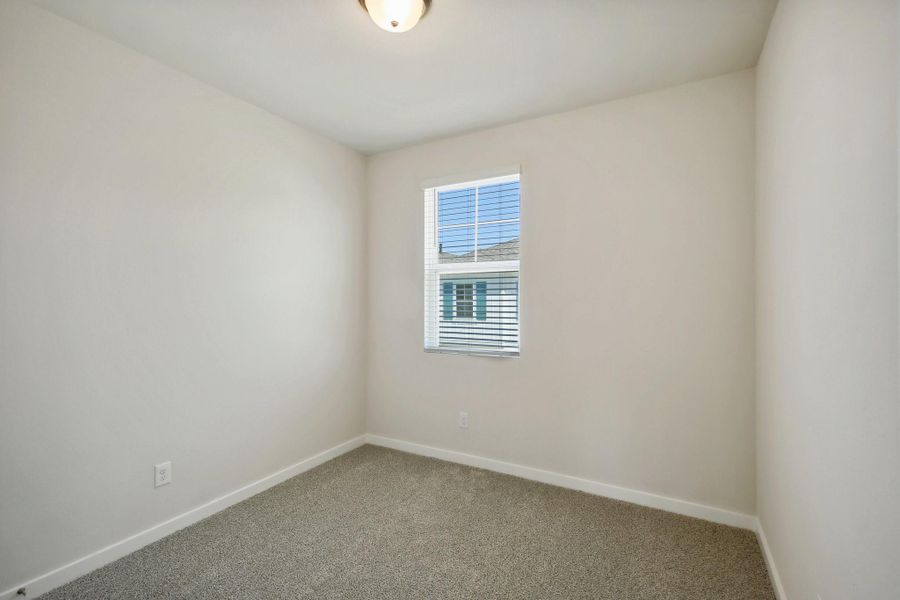 Photo is not of the actual home, but is an inspirational photo of builder’s model home and may depict options, furnishings, and/or decorator features that are not included Photo is not of the actual home, but is an inspirational photo of builder’s model home and may depict options, furnishings, and/or decorator features that are not included