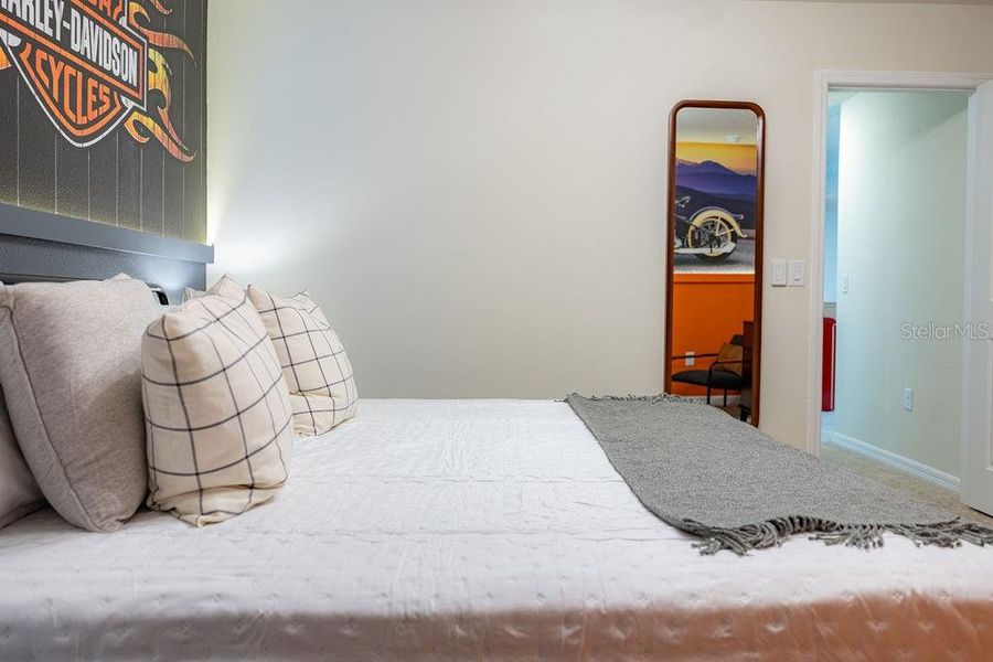 Image 90 of a home in .