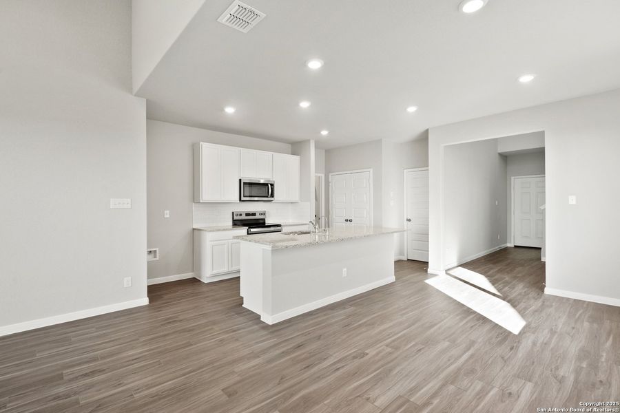 Furnished interior view inside a new home in Swenson Heights, Seguin (Image 7). Furnished interior view inside a new home in Swenson Heights, Seguin (Image 7).