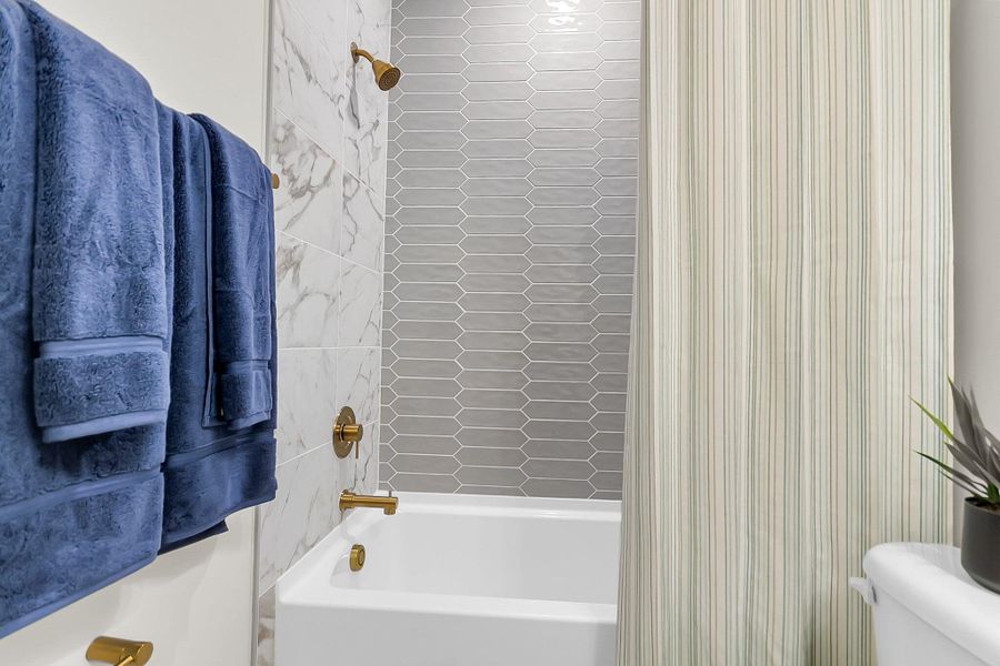 Furnished interior view inside a new home in Hidden Ponds Reserve, Awendaw (Image 3). Furnished interior view inside a new home in Hidden Ponds Reserve, Awendaw (Image 3).