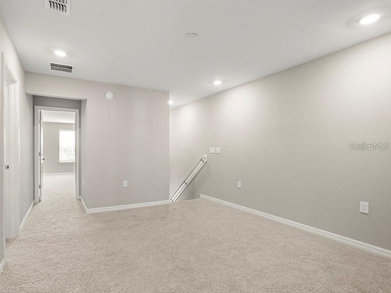 Spacious, unfurnished interior of a new home in The Crossings - Townhomes, St. Cloud (Image 17).