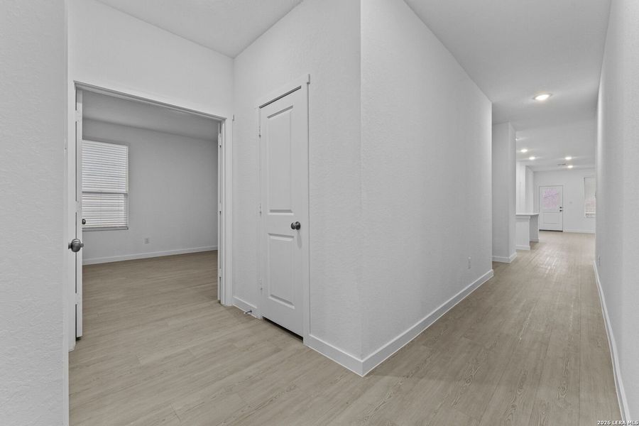 Spacious, unfurnished interior of a new home in Brookmill, San Antonio (Image 25). Spacious, unfurnished interior of a new home in Brookmill, San Antonio (Image 25).
