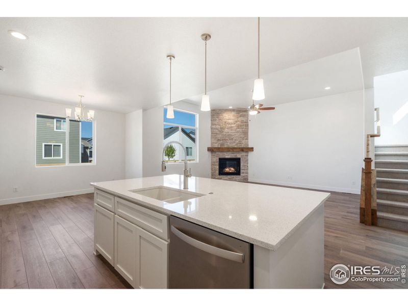 Large Center Island with Slab Quartz Counters