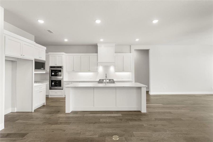 12. 3208 Patterson - Kitchen