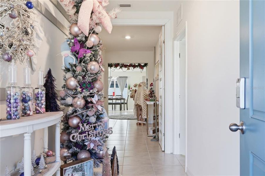 Furnished interior view inside a new home in Wind Meadows South, Bartow (Image 30).
