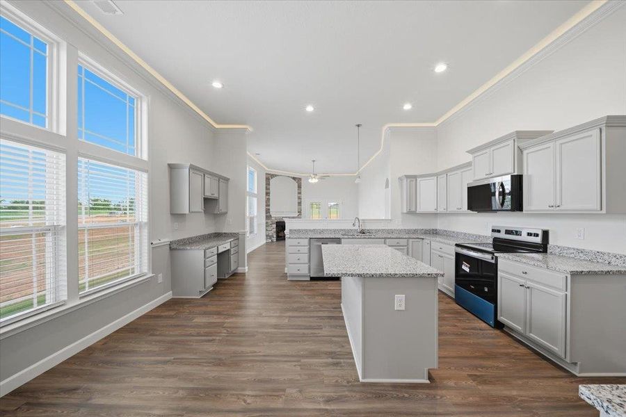 Furnished interior view inside a new home in Bent Tree, Gaffney (Image 7).