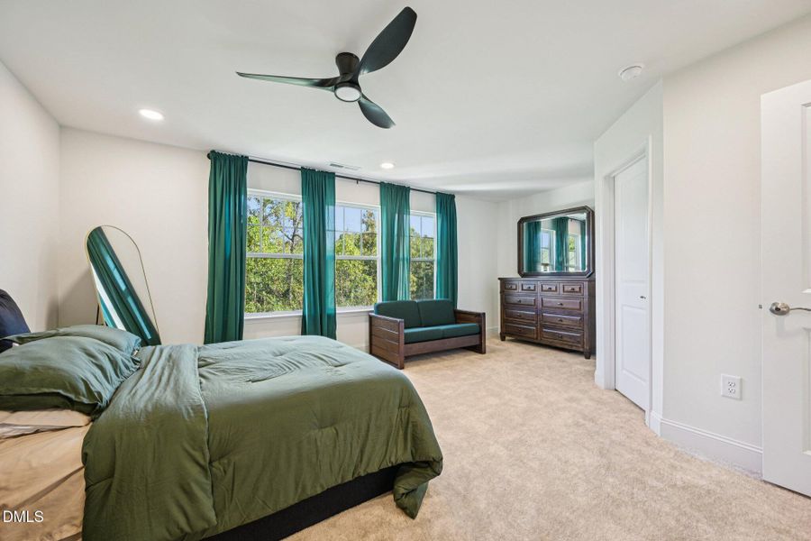 34-web-or-mls-Honeydew Way-S0710-023