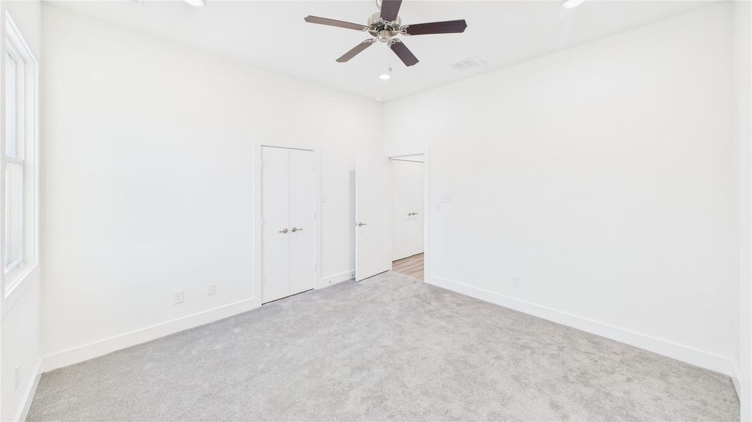 Spacious, unfurnished interior of a new home in , Houston (Image 23).