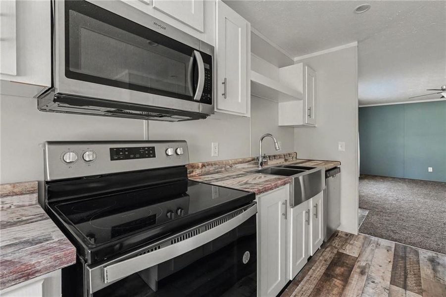 Furnished interior view inside a new home in , Cedartown (Image 6).