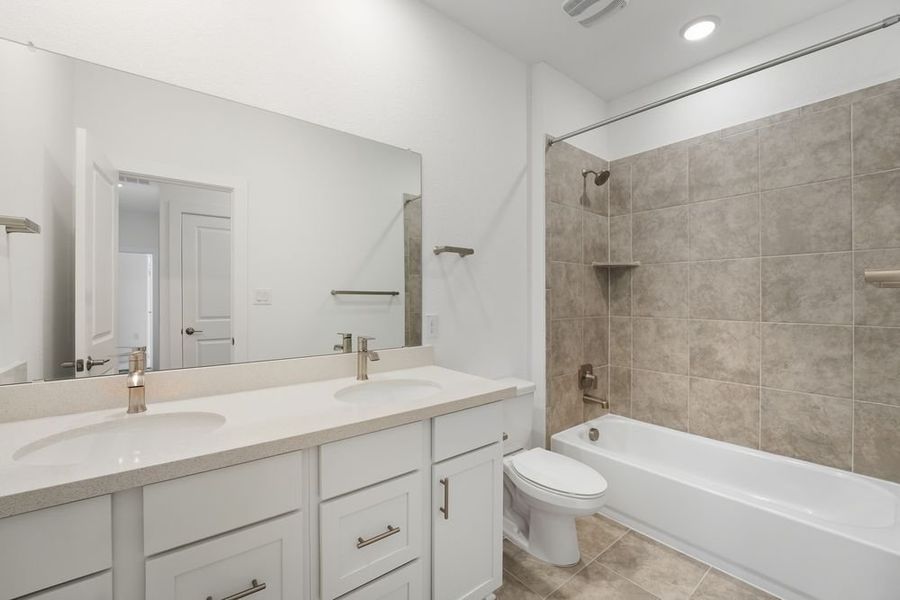 Furnished interior view inside a new home in Lisso 50s, Pflugerville (Image 8).