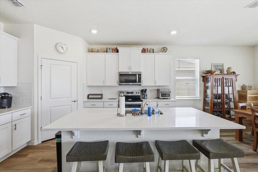 Furnished interior view inside a new home in Archers Mill, Ormond Beach (Image 50).
