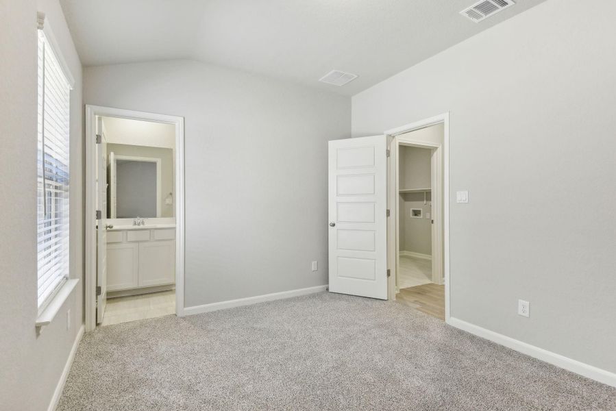 Photo is not of the actual home but is an inspirational photo of builder’s model home and may depict options, furnishings, and/or decorator features that are not included.