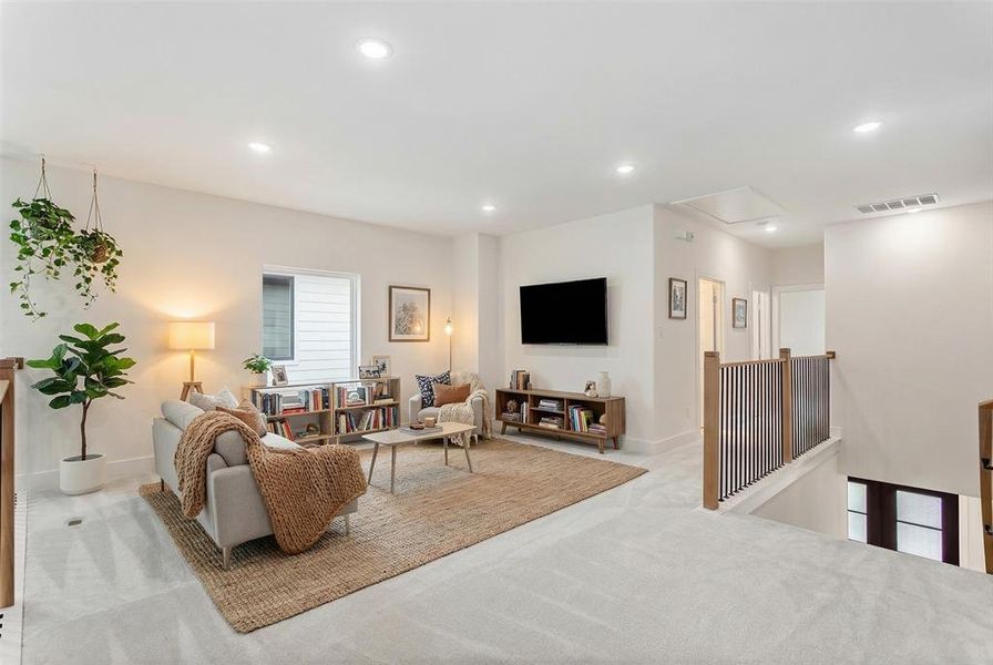 Furnished interior view inside a new home in , Dallas (Image 35).