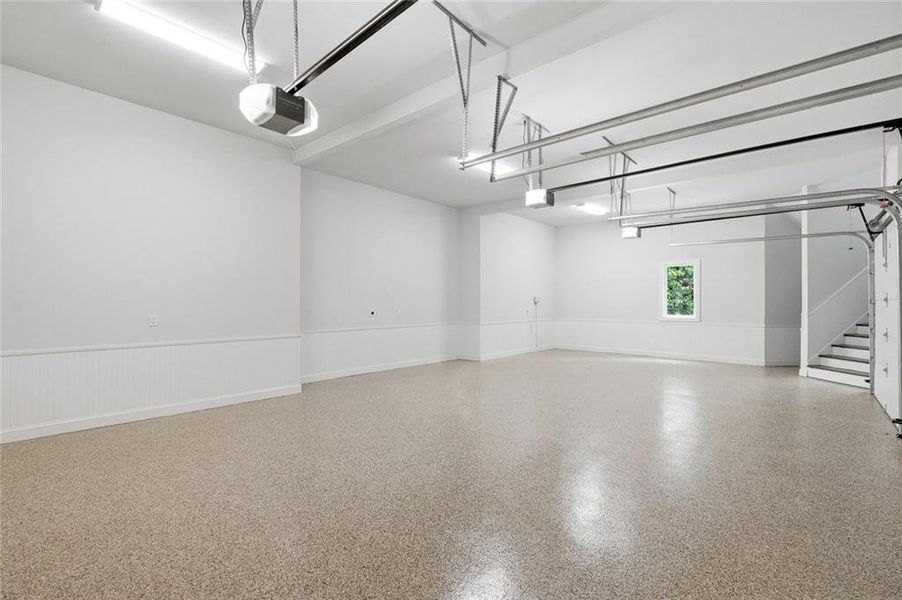 Spacious, unfurnished interior of a new home in , Roswell (Image 36).