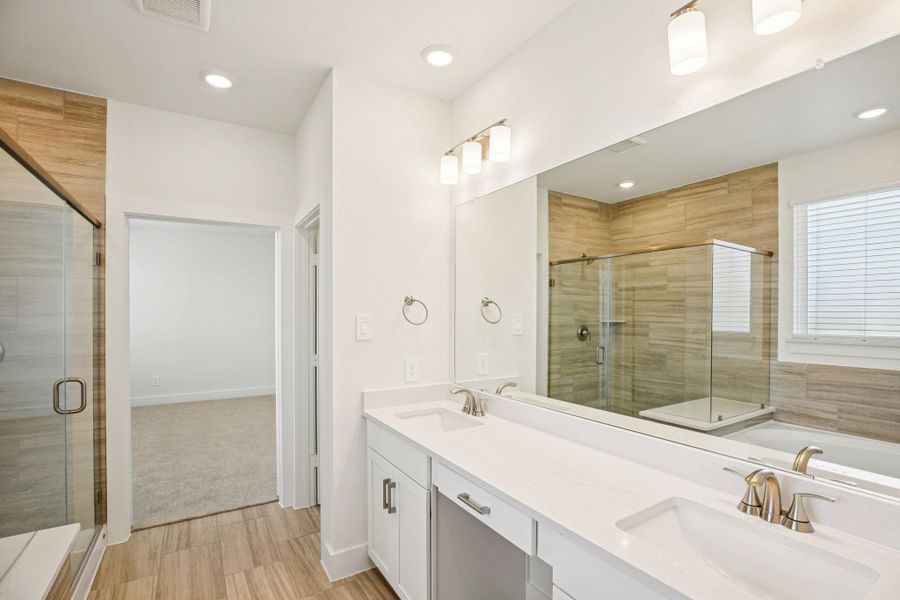 Furnished interior view inside a new home in Pinewood Trails - Luxe Series, Houston (Image 17).